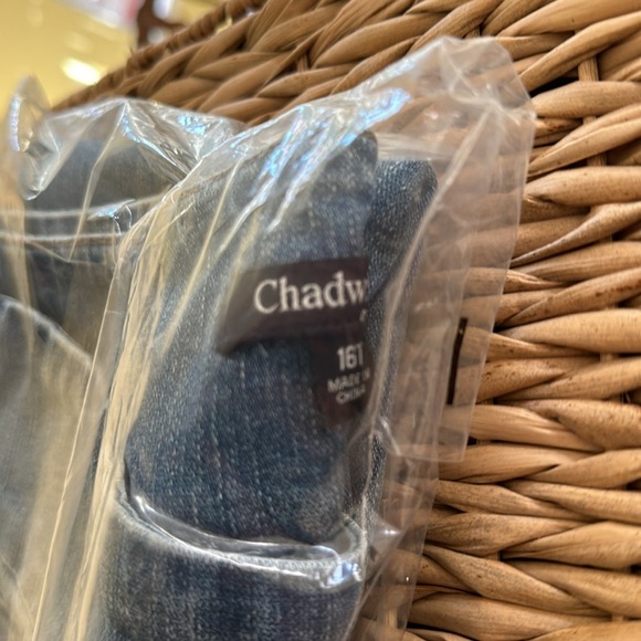 Chadwick’s Cropped Jean with Comfort Waistband Size 16T - Picture 3 of 4